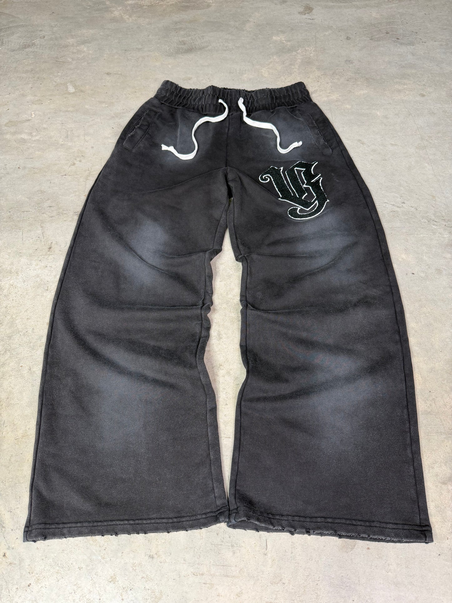 “VG” Heavyweight Oversized Sweatpants